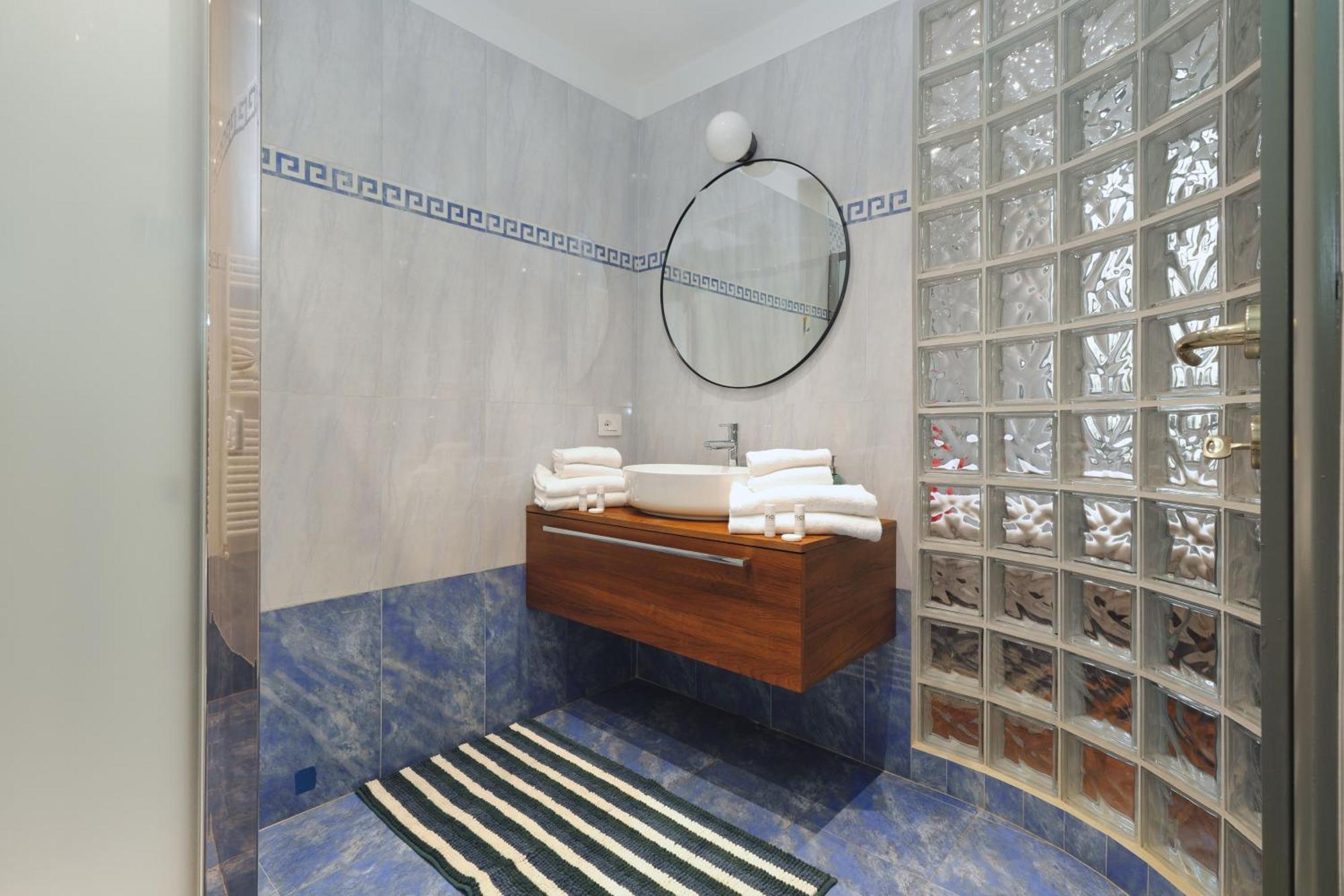 Joivy Modern Flat Near Duomo Di Milano Apartment Ngoại thất bức ảnh